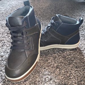 Boys / Girls Deer Stags Landry Memory Foam Dress Casual High Top Sneaker Boot, 3